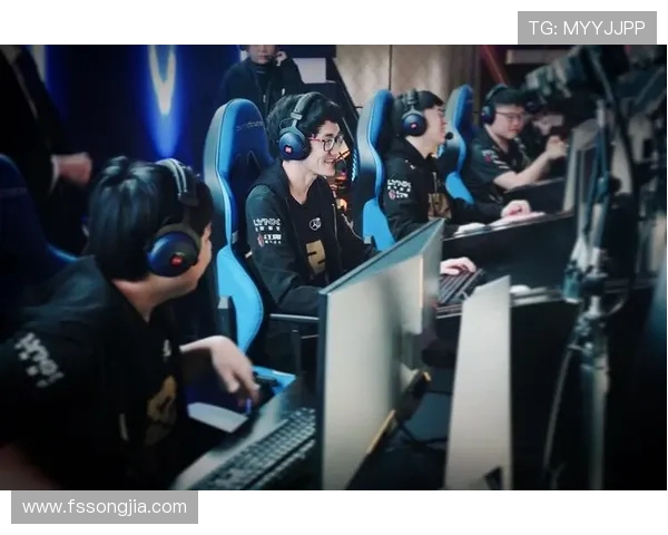 RNG团队协作新篇章：热议王者荣耀中的战略变革与战术创新