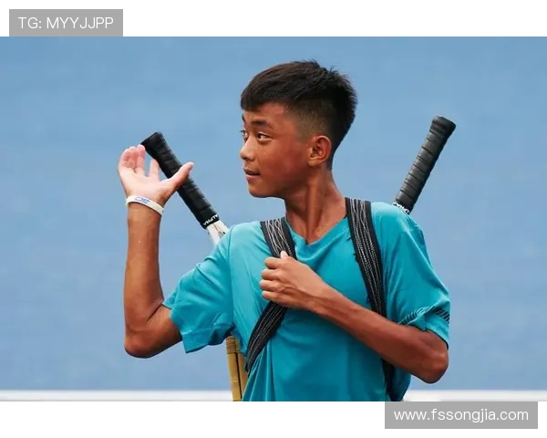 与周伟对话探讨他的网球生涯与未来发展之路 与周伟对话探讨他的网球生涯与未来发展之路