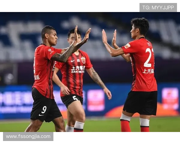 上海足球队实力引发热议球迷观点各异引发讨论 上海足球队实力引发热议球迷观点各异引发讨论