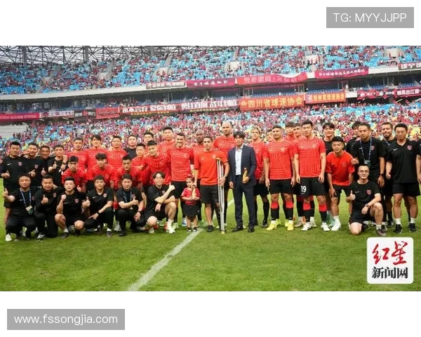 成都足球队逆袭之路揭秘大师赛特别报道展现拼搏精神与团队力量