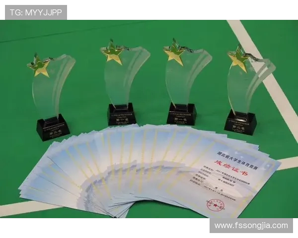 武汉羽毛球队团队协作变革引发热议助力竞技水平提升与发展 武汉羽毛球队团队协作变革引发热议助力竞技水平提升与发展