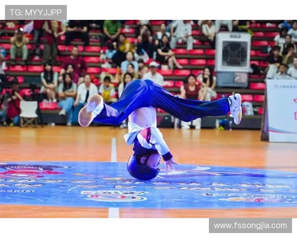 赛后复盘：北京街舞队与杭州街舞队的团队协作与表现分析