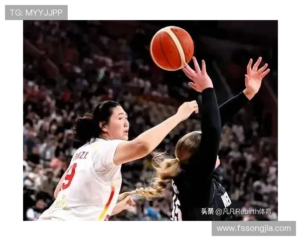 加拿大女篮与德国女篮激战正酣谁能在国际赛场上笑到最后