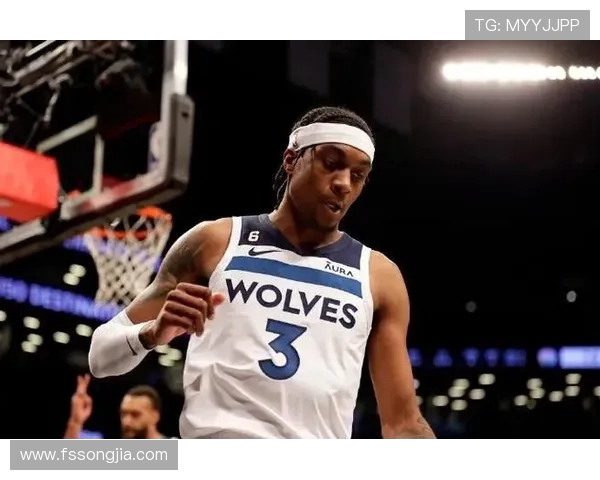 杰登艾维的崛起之路:从大学明星到NBA新秀的奋斗历程 杰登艾维的崛起之路:从大学明星到NBA新秀的奋斗历程