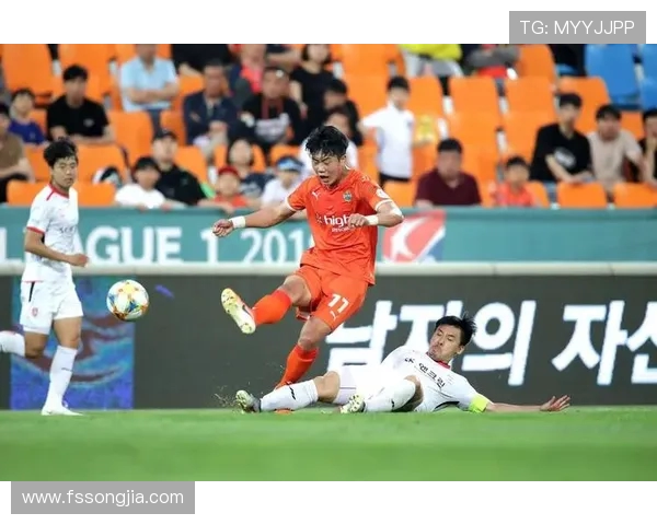 浦项制铁迎战江原FC争夺联赛积分巅峰对决即将上演